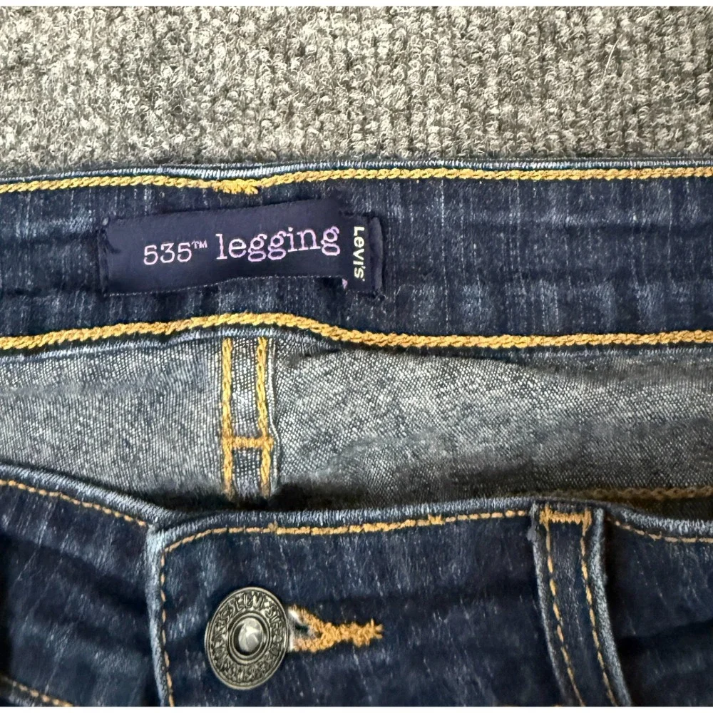 Levi's 535 Legging Jeans Women's Size 11 Short Dark Wash Stretch Mid Rise Denim